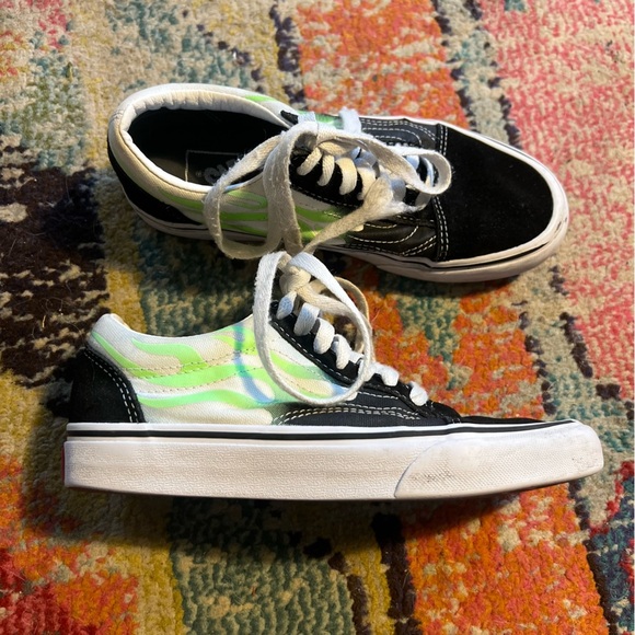Vans Black and Neon Green Sneakers Womens 5.5 - Picture 4 of 7